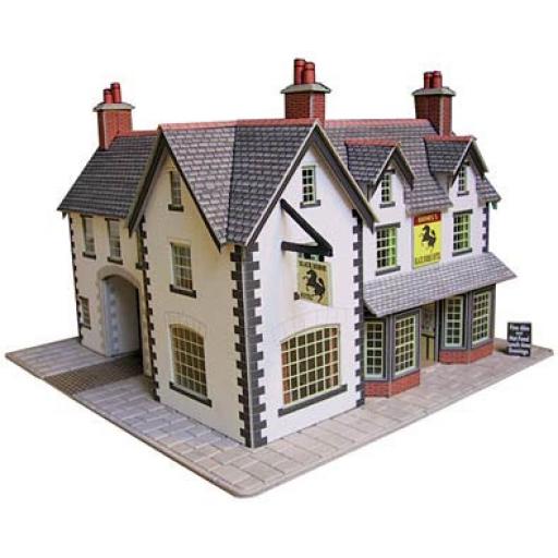 Po228 Coaching Inn (Oo/Ho Gauge) Metcalfe