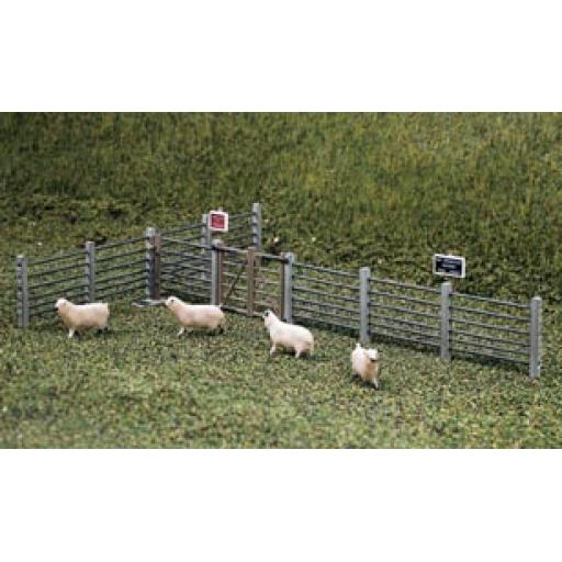 Ratio 419 Concrete Fence Posts, Gates, Signs Peco