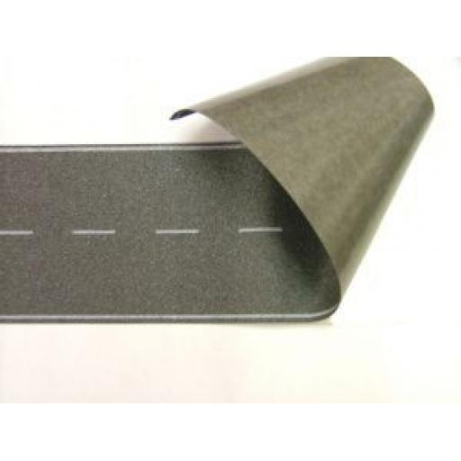 Busch 2 Mtr N Gauge Asphalt Road 7087