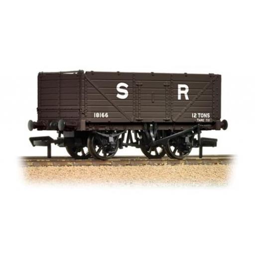 377-089 Sr Brown 7 Plank End Door Wagon