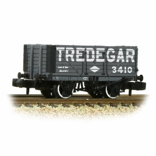 377-093 7 Plank End Door Tredegar Grey With Load Wagon