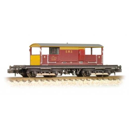 377-877 Queen Mary Brake Van Ews Weathered