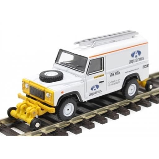 76Ror004 Land Rover Defender Rail Road Aquarius Rail 1:76 Oxford