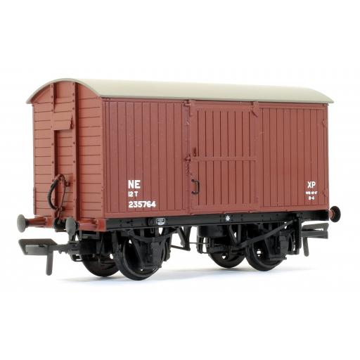 38-375B Lner 12T Ventilated Van Planked Lner Bauxite