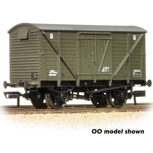 373-704 Br 12 Ton Ventilated Van Br Departmental Olive Green Graham Farish