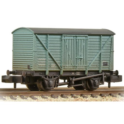 373-727B Br 10 Ton Insulated Van Br Ice Blue Weathered Graham Farish