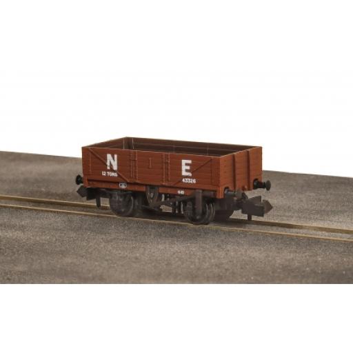 NR-5001E 9ft 5 PLANK NE BROWN OPEN WAGON