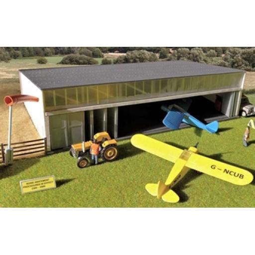 GM-445 FORDHAMPTON AIRFIELD HANGER 1:76