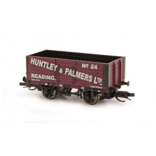 TTR-7010P 7 PLANK HUNTLEY & PALMER OPEN WAGON TT:120