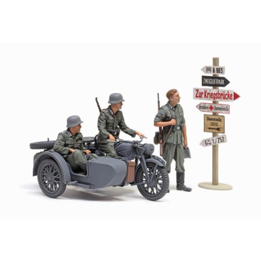 35384 GERMAN KS600 MOTORCYCLE & SIDECAR 1:35 TAMIYA