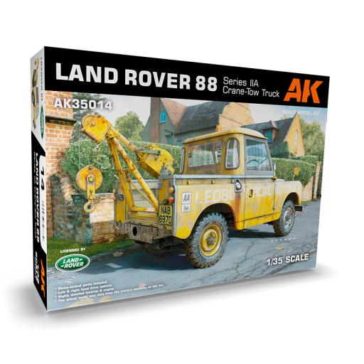 AK35014 LAND ROVER 88" SERIES IIA CRANE TOW TRUCK 1:35 AK 